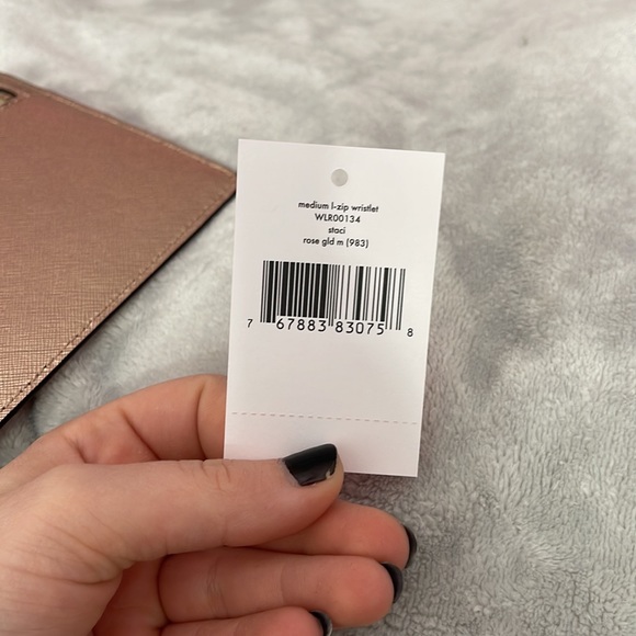 Kate Spade Wristlet - Picture 6 of 6